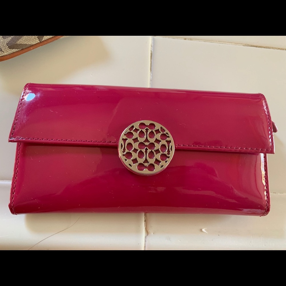 Coach wallet - Picture 1 of 5